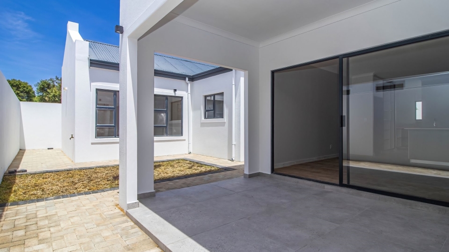 3 Bedroom Property for Sale in Sandbaai Western Cape